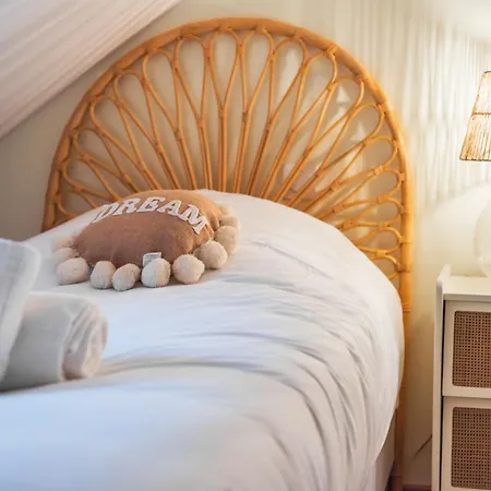 Le Robin Des Toits - Moderne Apartment